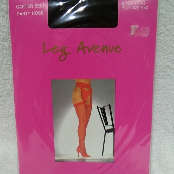 Leg Avenue Accessories - Leg Avenue plus size garter belt panty hose